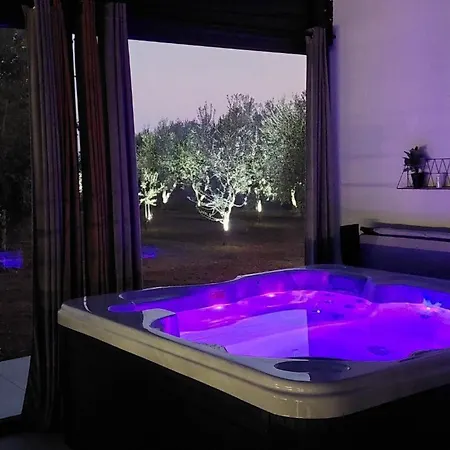 Ferienhaus Hacienda Matea - Oase Der Romantik In Strandnaehe By Interhome *
