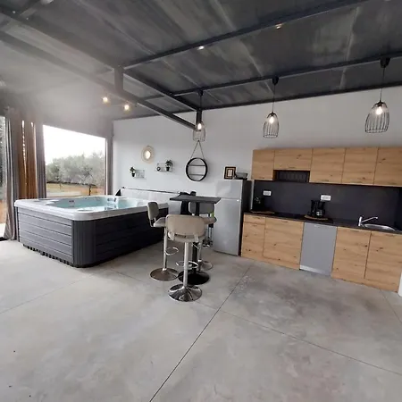 Ferienhaus Hacienda Matea - Oase Der Romantik In Strandnaehe By Interhome *